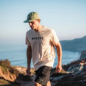 NWT Mystic Men's Tshirt Short sleeves